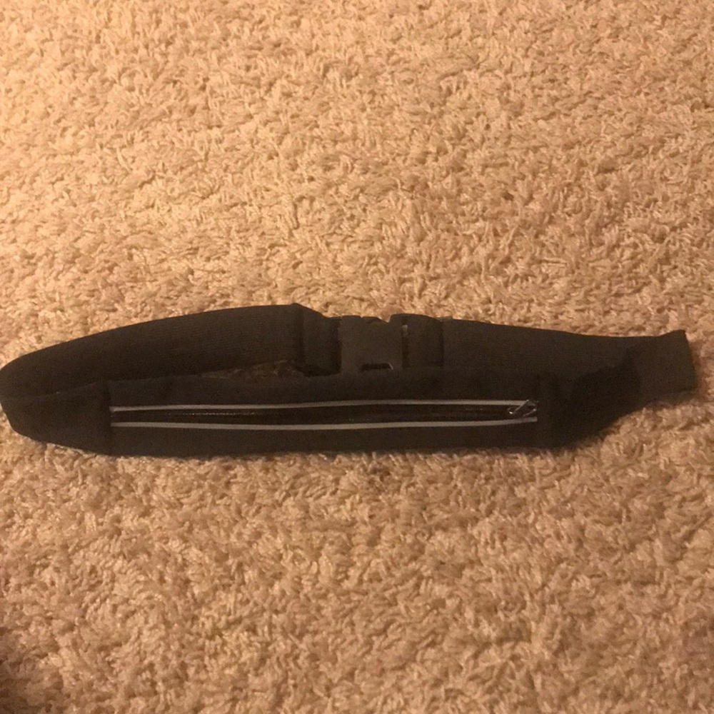 Fashion nova mini fanny pack